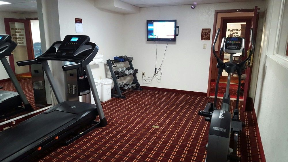 Ramada By Wyndham Medford Hotel & Conference Center Ngoại thất bức ảnh